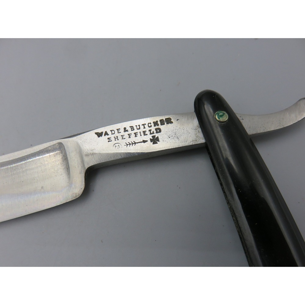 Vintage Wade & Butcher Sheffield Straight Razor Black Scales Arrow Maltese Cross